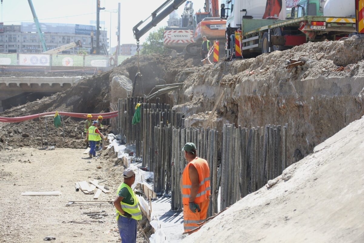 Lucrările la Planșeul Unirii avansează. Circulația între Splaiul Independenței și Bulevardul Corneliu Coposu se redeschide marți dimineață