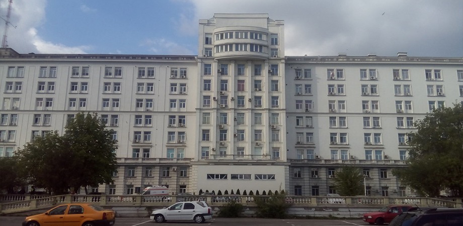 Institutul Clinic Fundeni, după incendiul izbucnit sâmbătă dimineața: Activitatea medicală se desfăşoară în condiţii de maximă siguranţă
