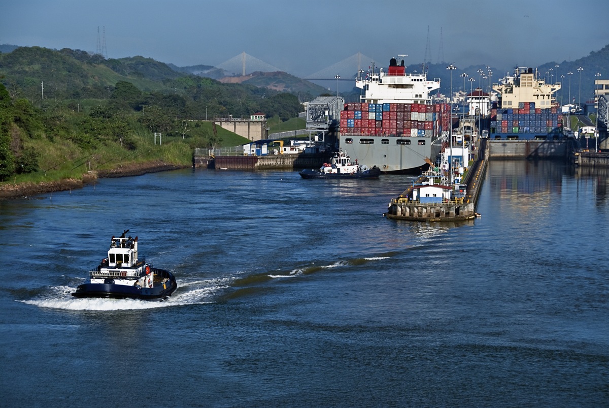Canalul Panama reduce drastic traficul pe fondul secetei provocate de fenomenul El Nino