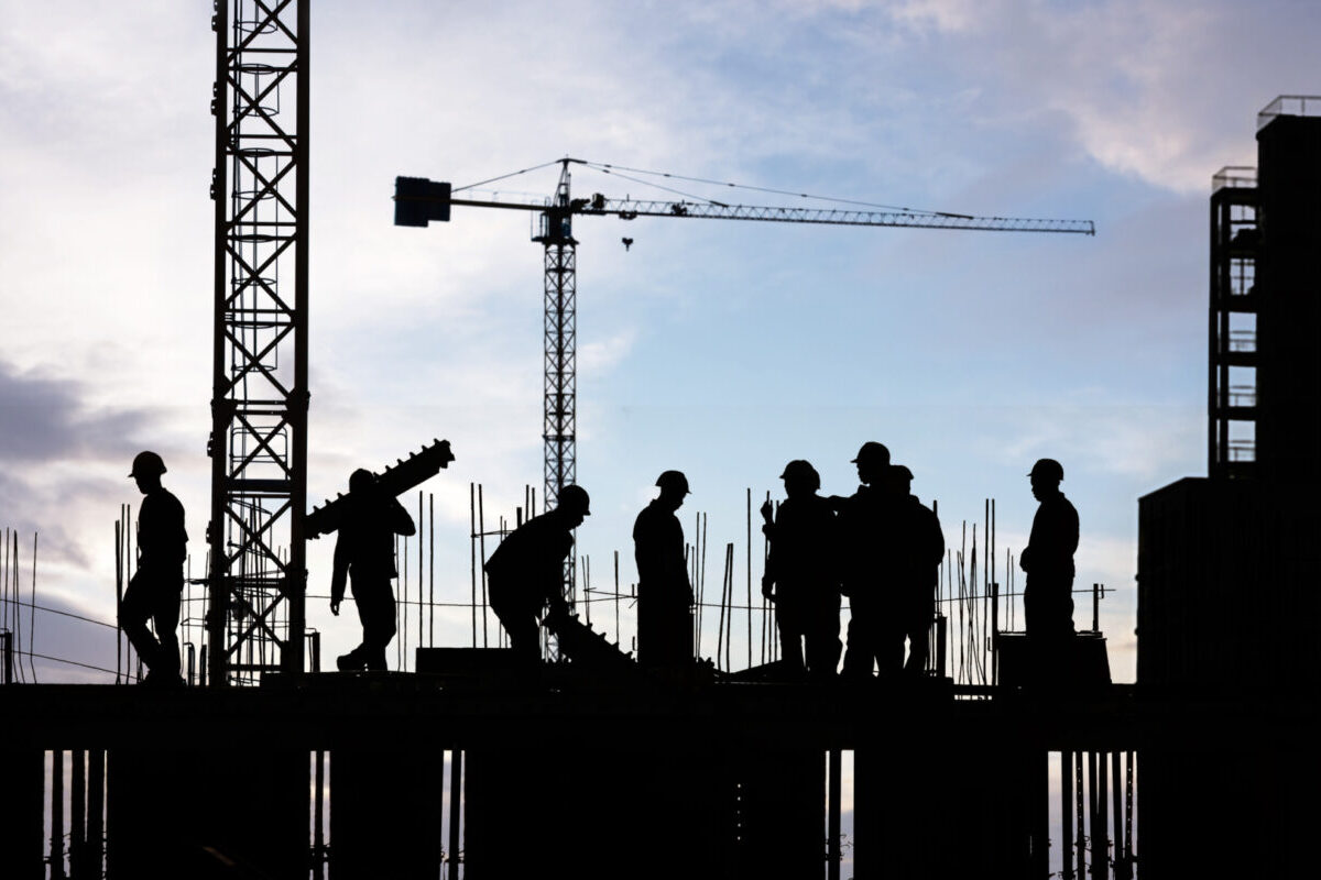 Schița pieței muncii din România, în date oficiale: Peste 32.000 de locuri de muncă disponibile la început de septembrie / Construcțiile conduc clasamentul. Care sunt județele în care angajatorii au cea mai mare nevoie de personal?
