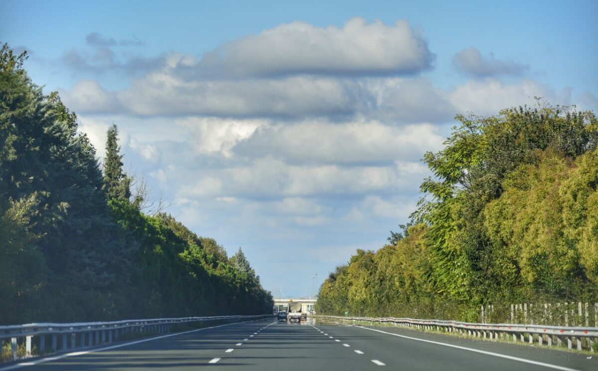 Când un PPP intră în criză: ce a învățat Grecia din blocarea autostrăzilor și ce înseamnă pentru România