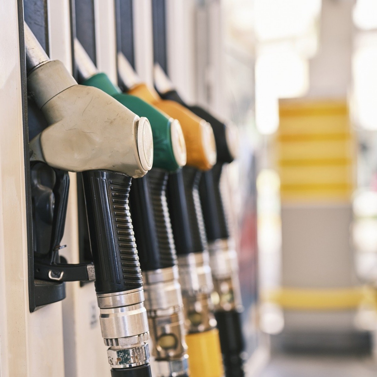 Explozia prețului la motorină a făcut ca autocamioanele electrice să devină opțiuni mai ieftine decât cele diesel pe pieţe cheie din Uniunea Europeană