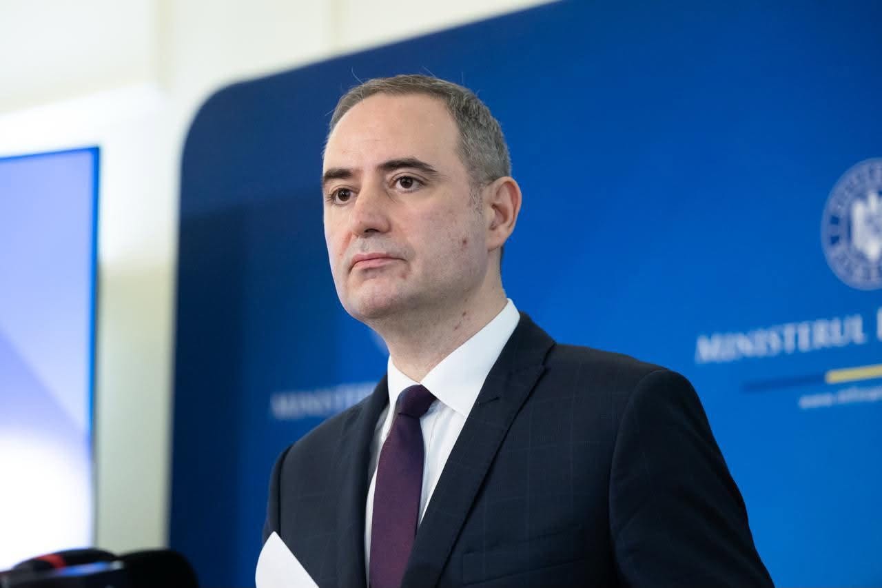 Ministrul Finanțelor: Reducerea deficitului continuă, nu avem motive de relaxare. Dar trebuie trecem de la stabilizare la creștere / Provocările bugetului pe 2027