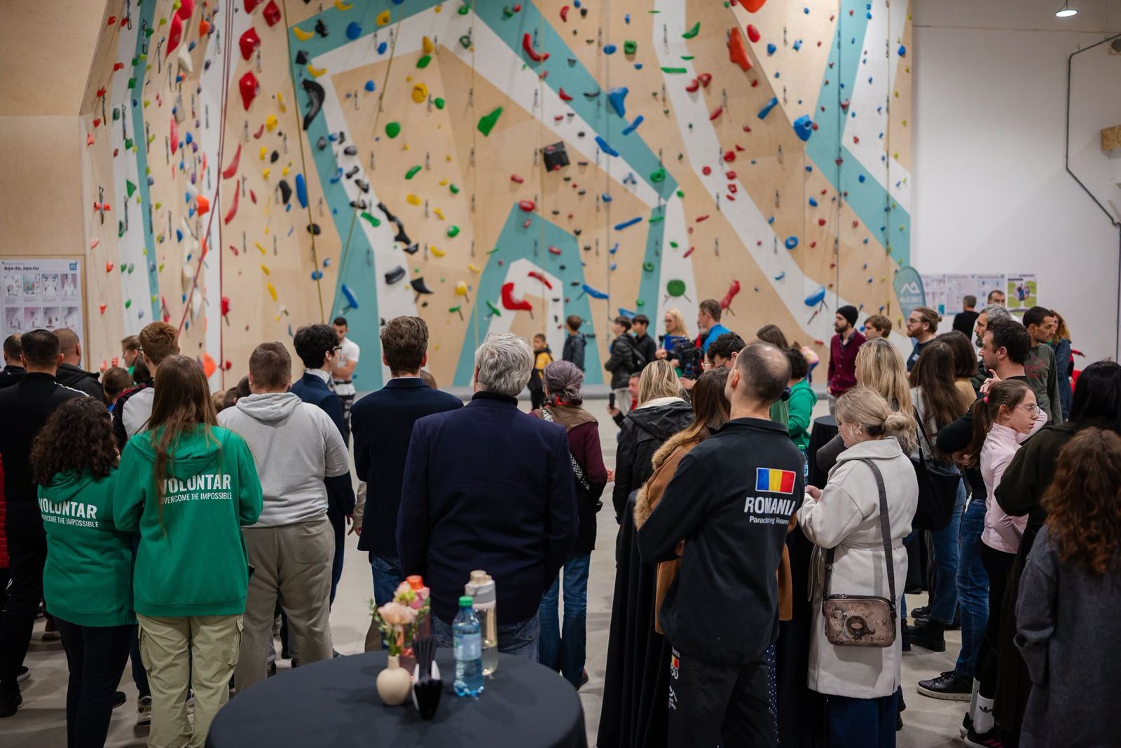 Climb Again a deschis la Iași un centru de cățărare pentru terapie și sport / La inaugurare au participat sportivi paralimpici