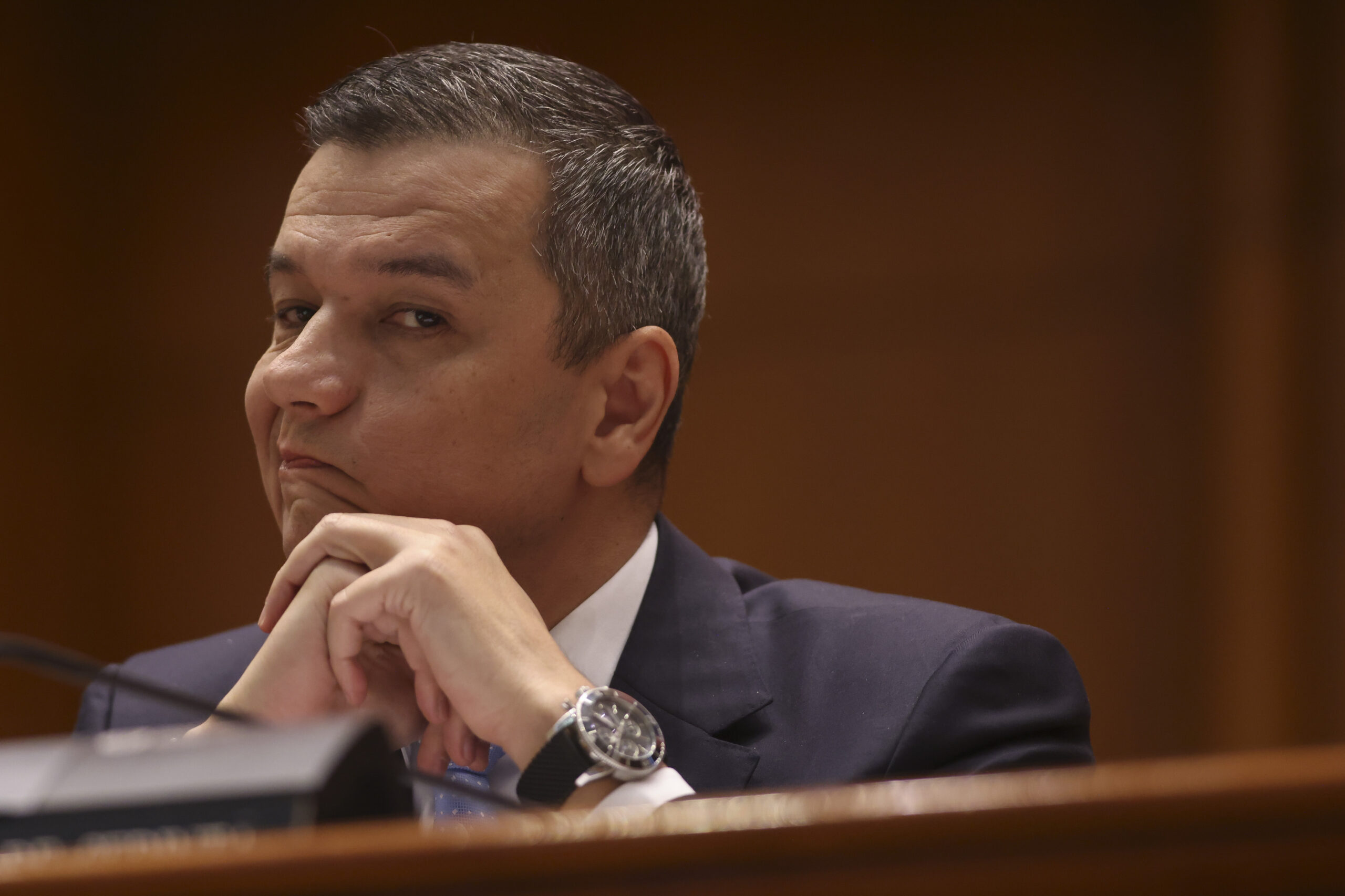 SURSE: Conducerea PSD urmează să-i dea lui Sorin Grindeanu un „mandat larg” de negociere cu Luca Niculescu