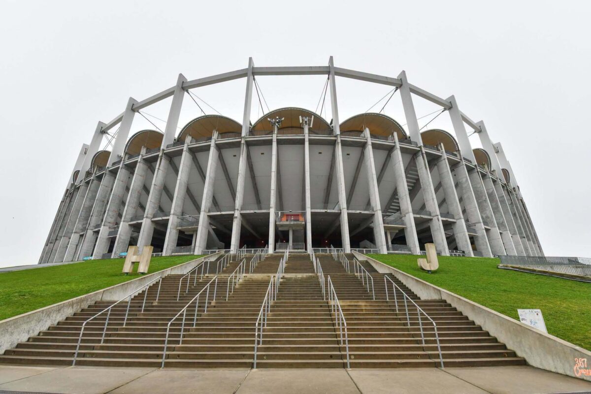 Investiție de 6,6 milioane de lei. PMB a lansat o licitație de modernizare a videocubului de pe Arena Națională