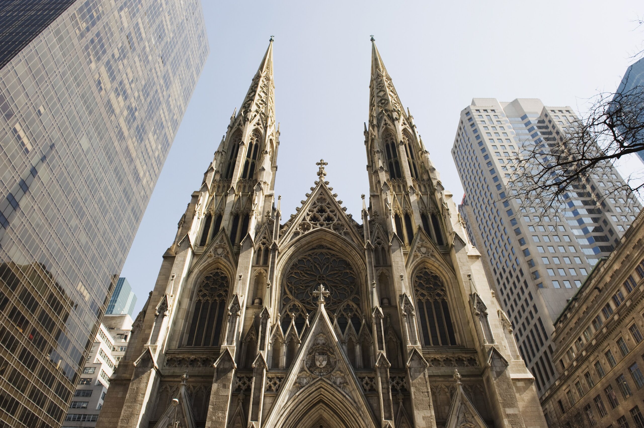 Arhiepiscopia New York-ului va plăti 800 de milioane de dolari victimelor abuzurilor sexuale comise de clerici